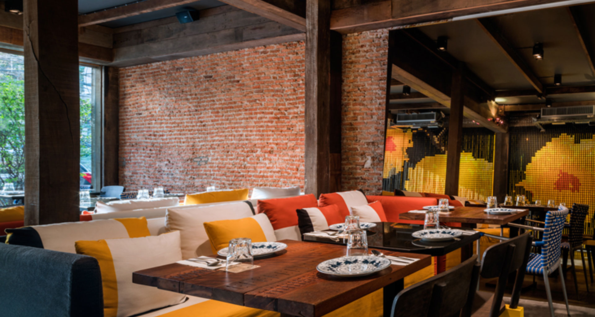 Supanniga Eating Room (Sathorn)