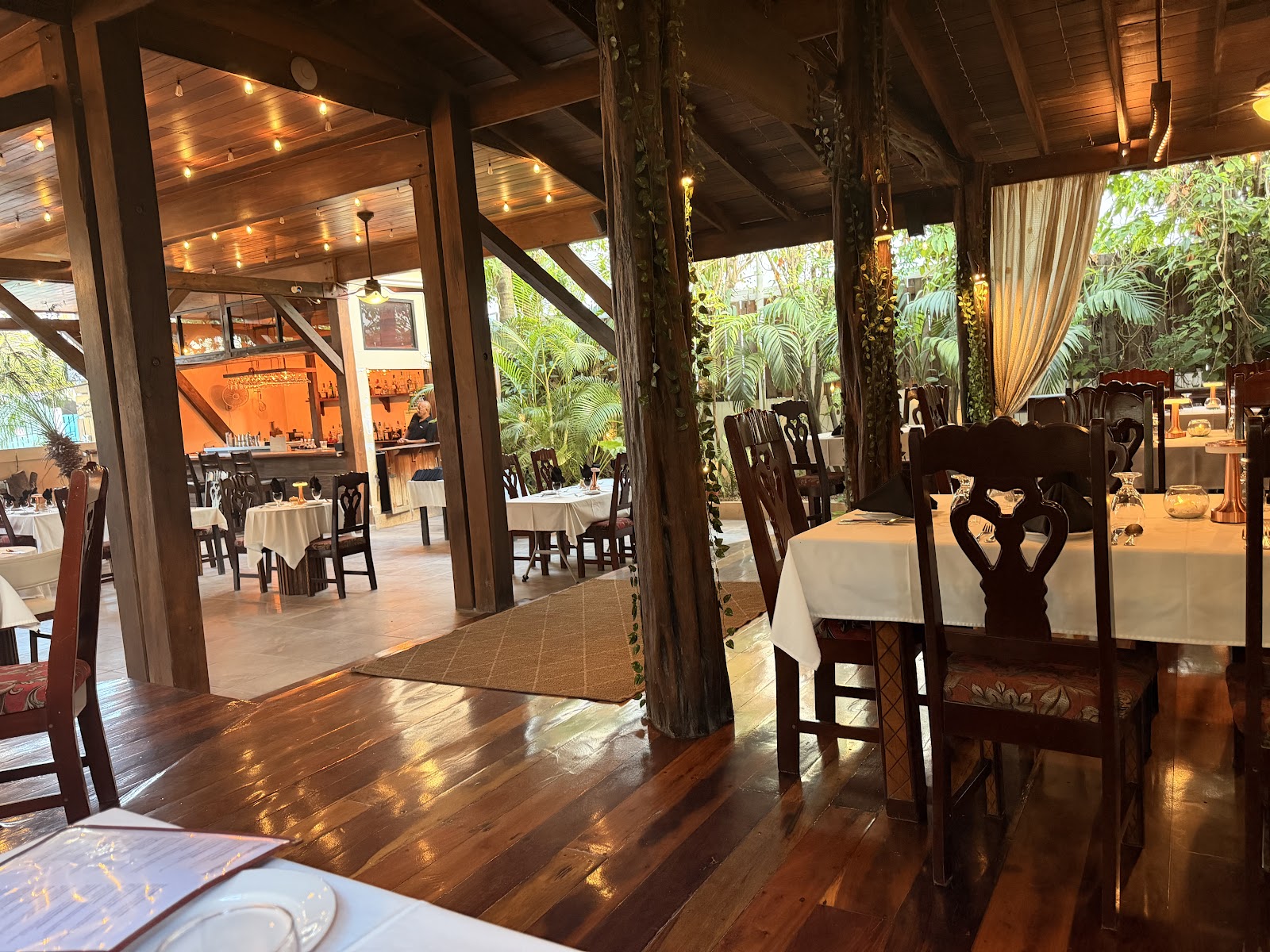Hidden Treasure Restaurant