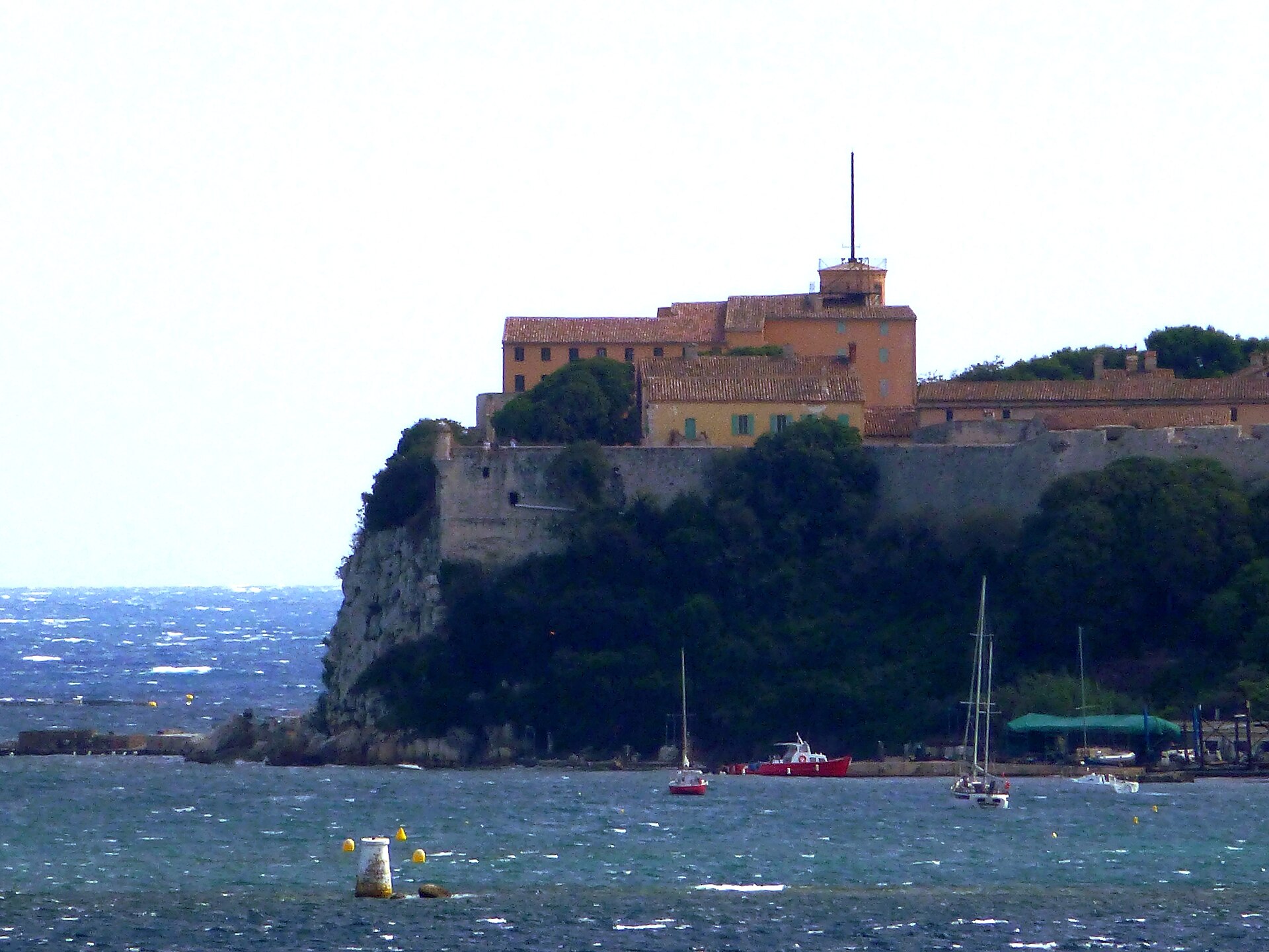 Fort Royal e Musée du Masque de Fer