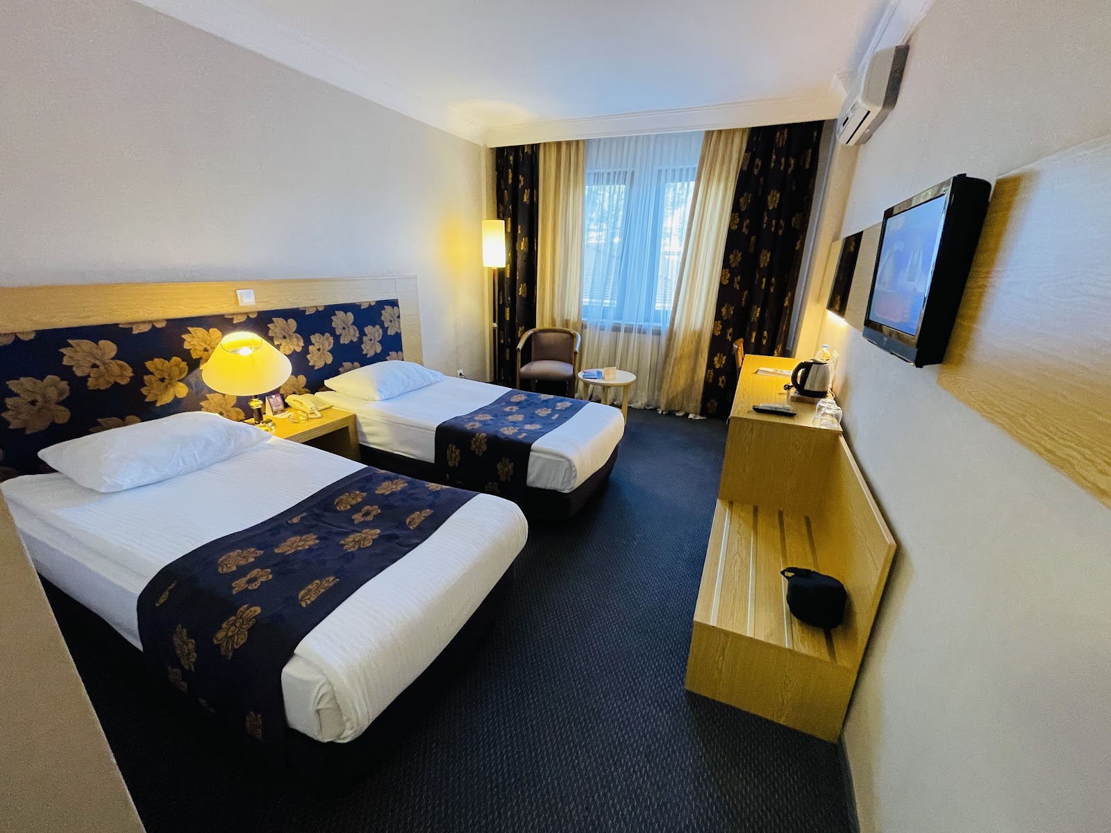 Perissia Hotel & Convention Center