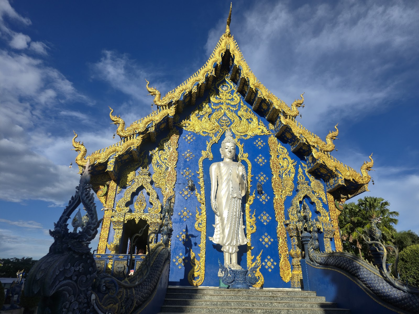 Templo Azul (Wat Rong Seur Ten)