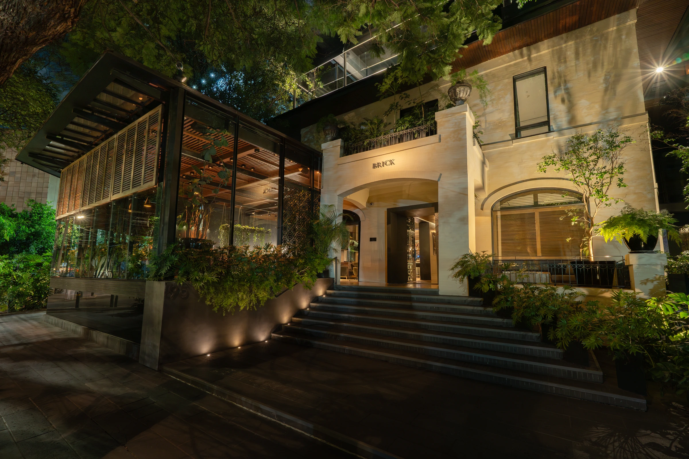 Brick Hotel