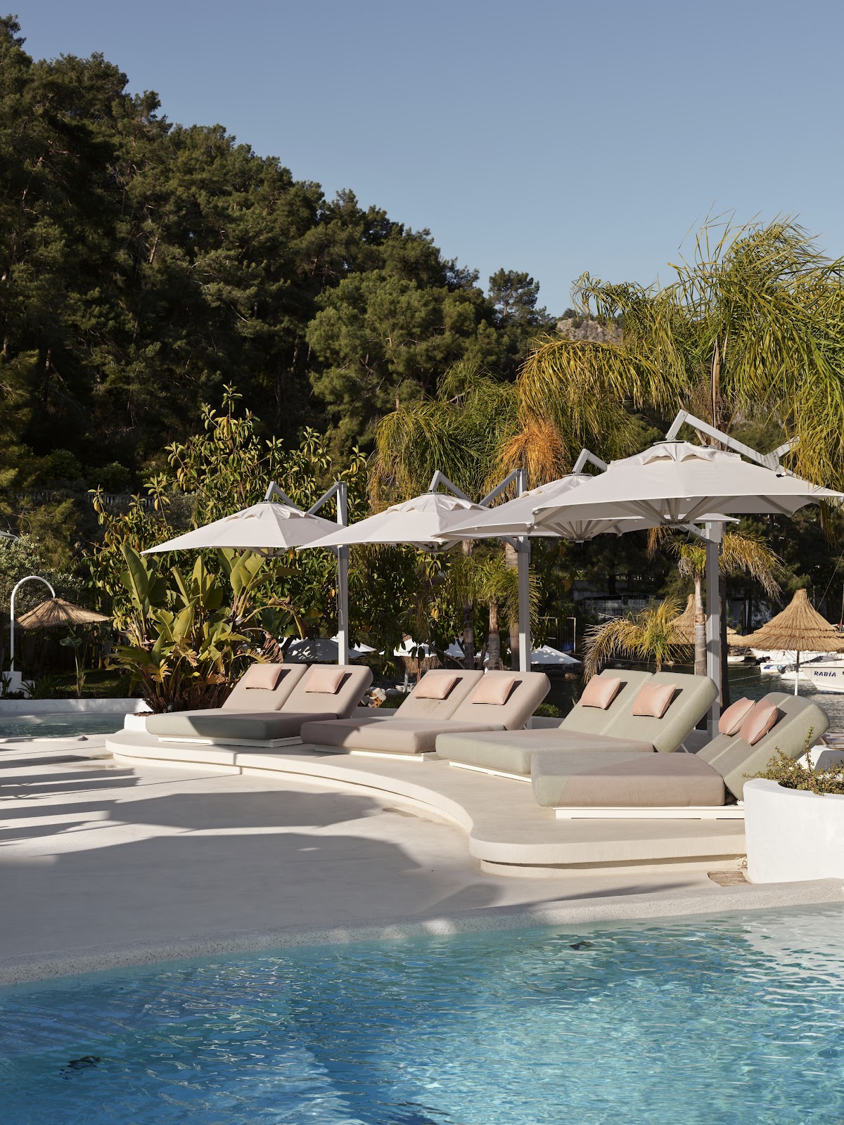 Yacht Classic Hotel