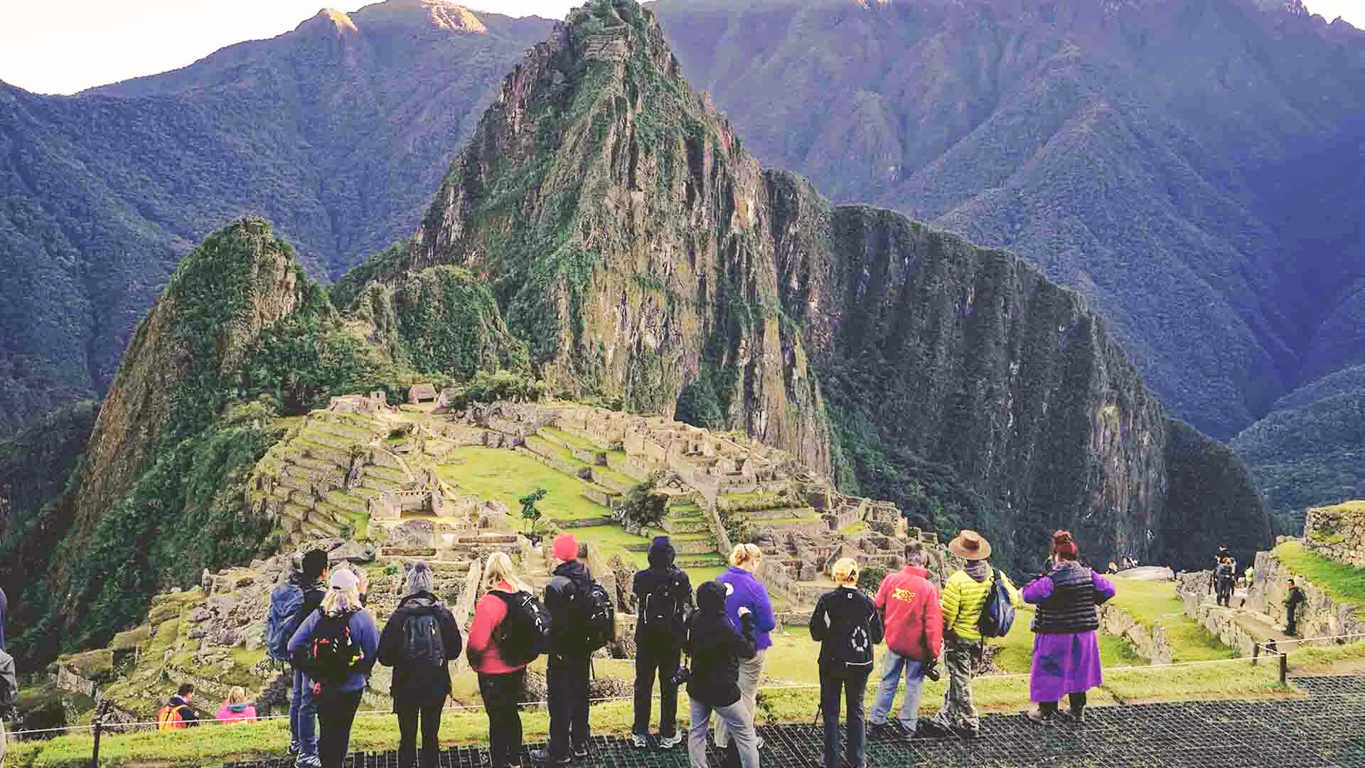 Trem para Machu Picchu (PeruRail)