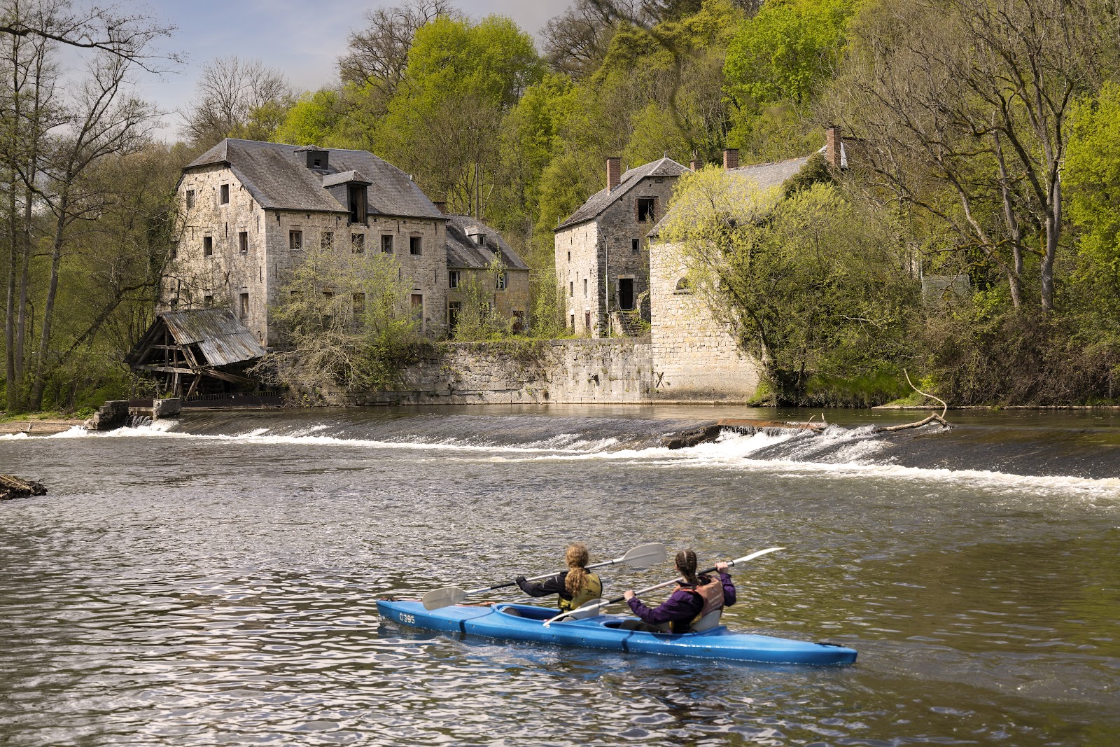 Dinant Evasion, caiaque no rio Lesse