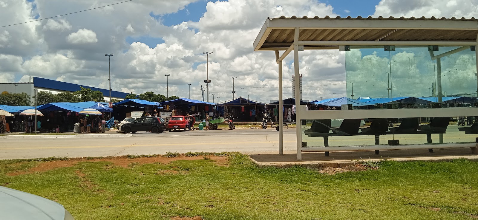 Feira Hippie de Goiânia