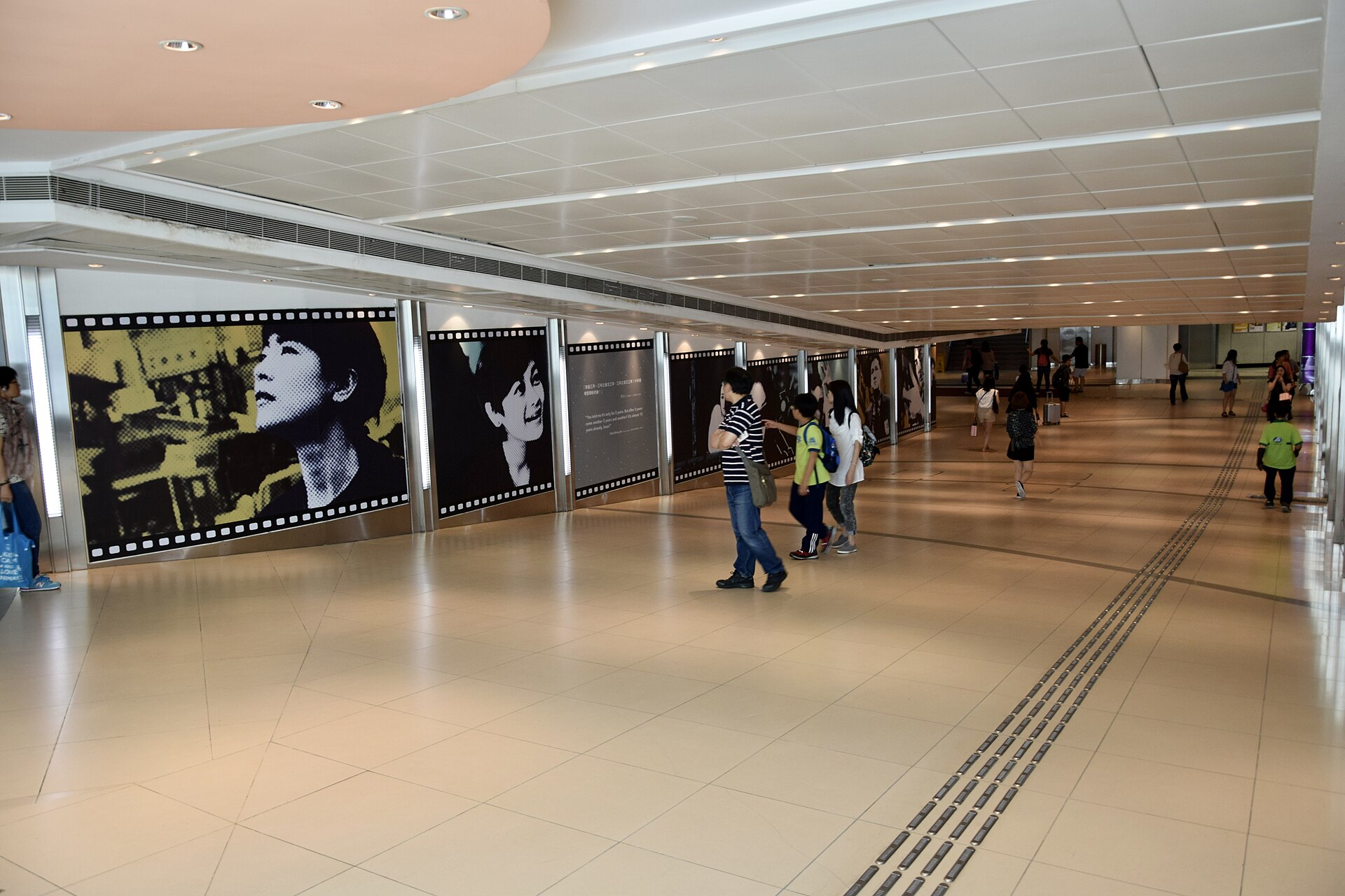 Calçadão de Tsim Sha Tsui e Avenida das Estrelas