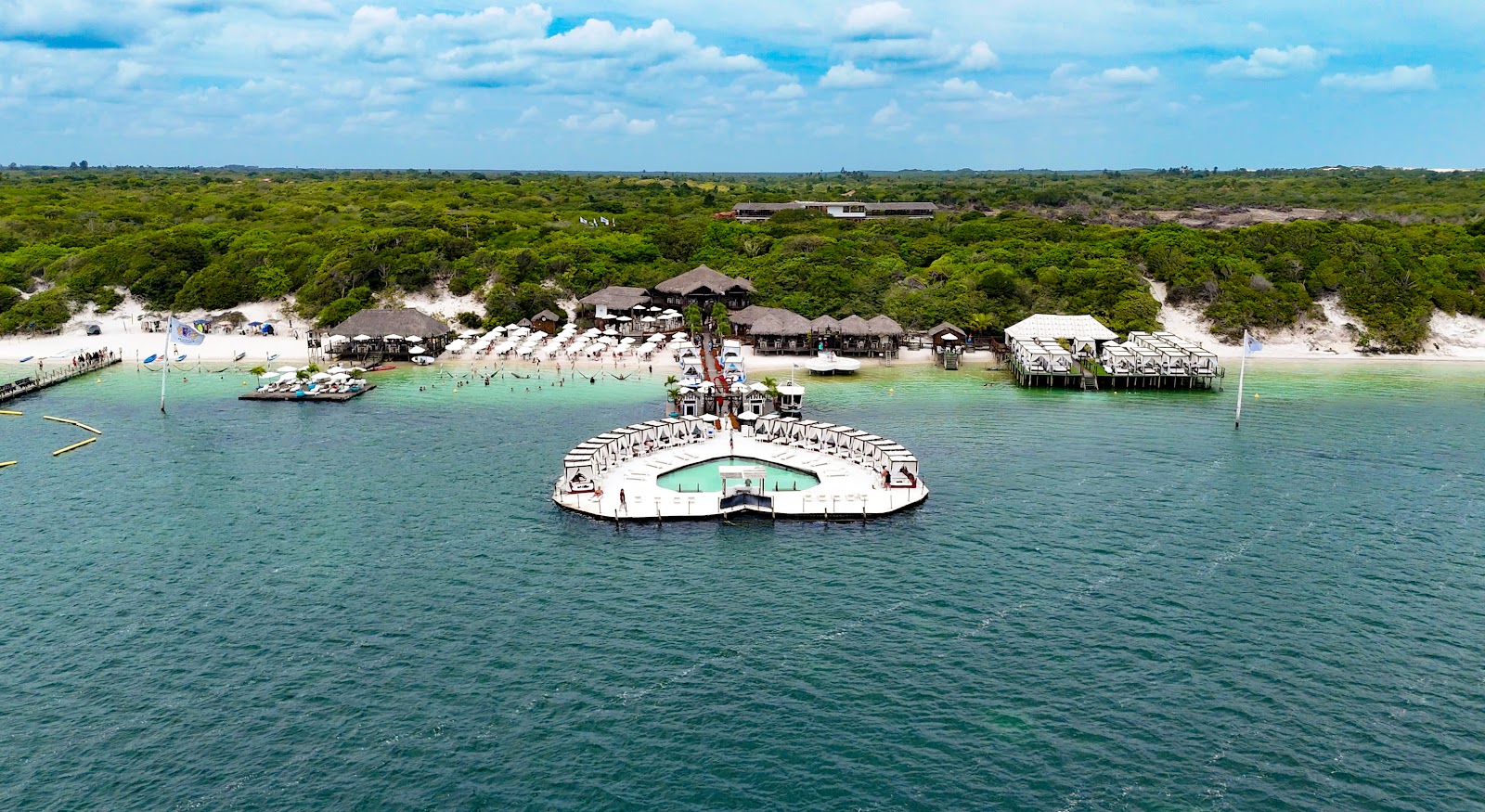 Alchymist Beach Club