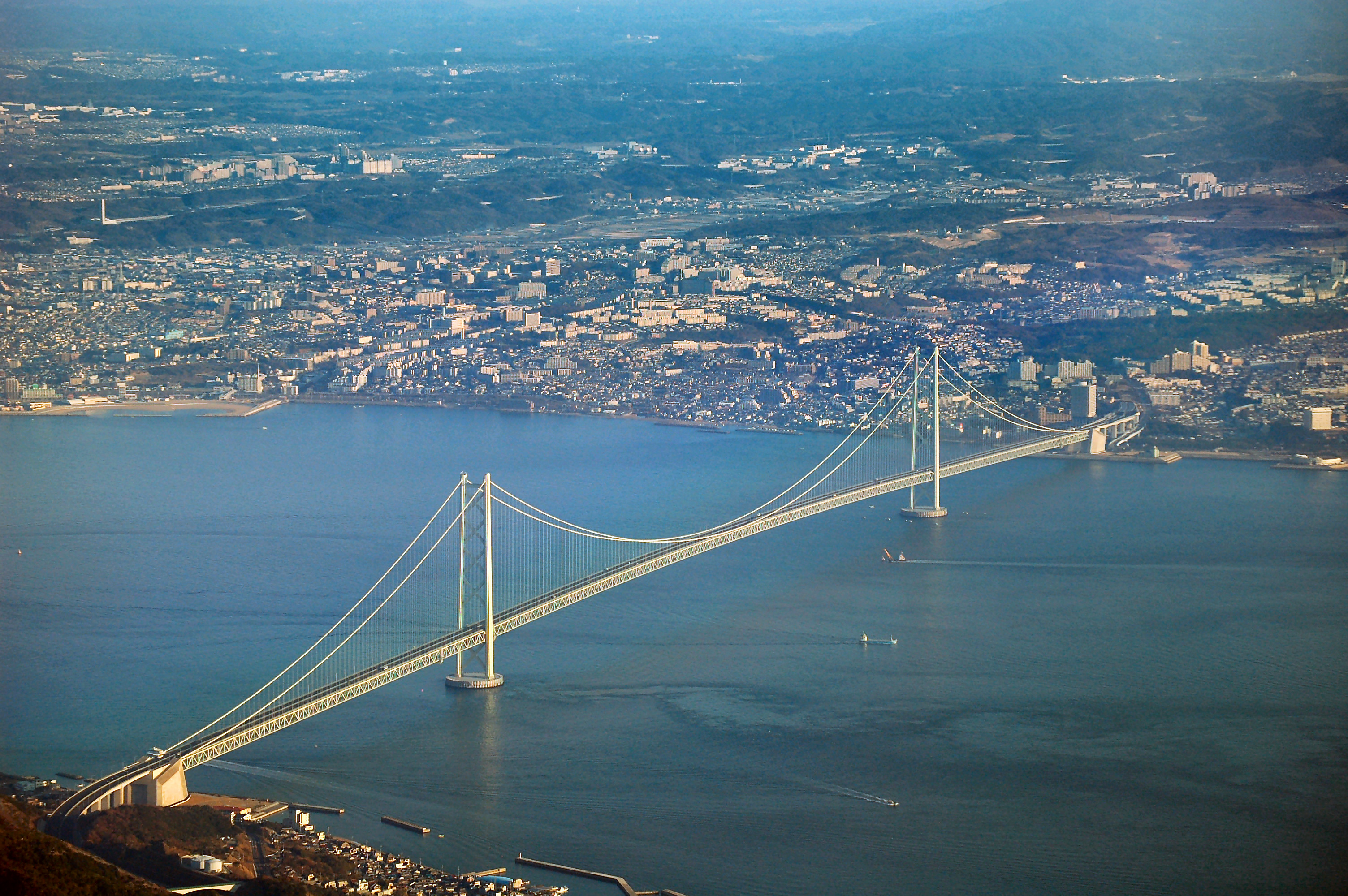 Ponte Akashi Kaikyo e a ilha de Awaji
