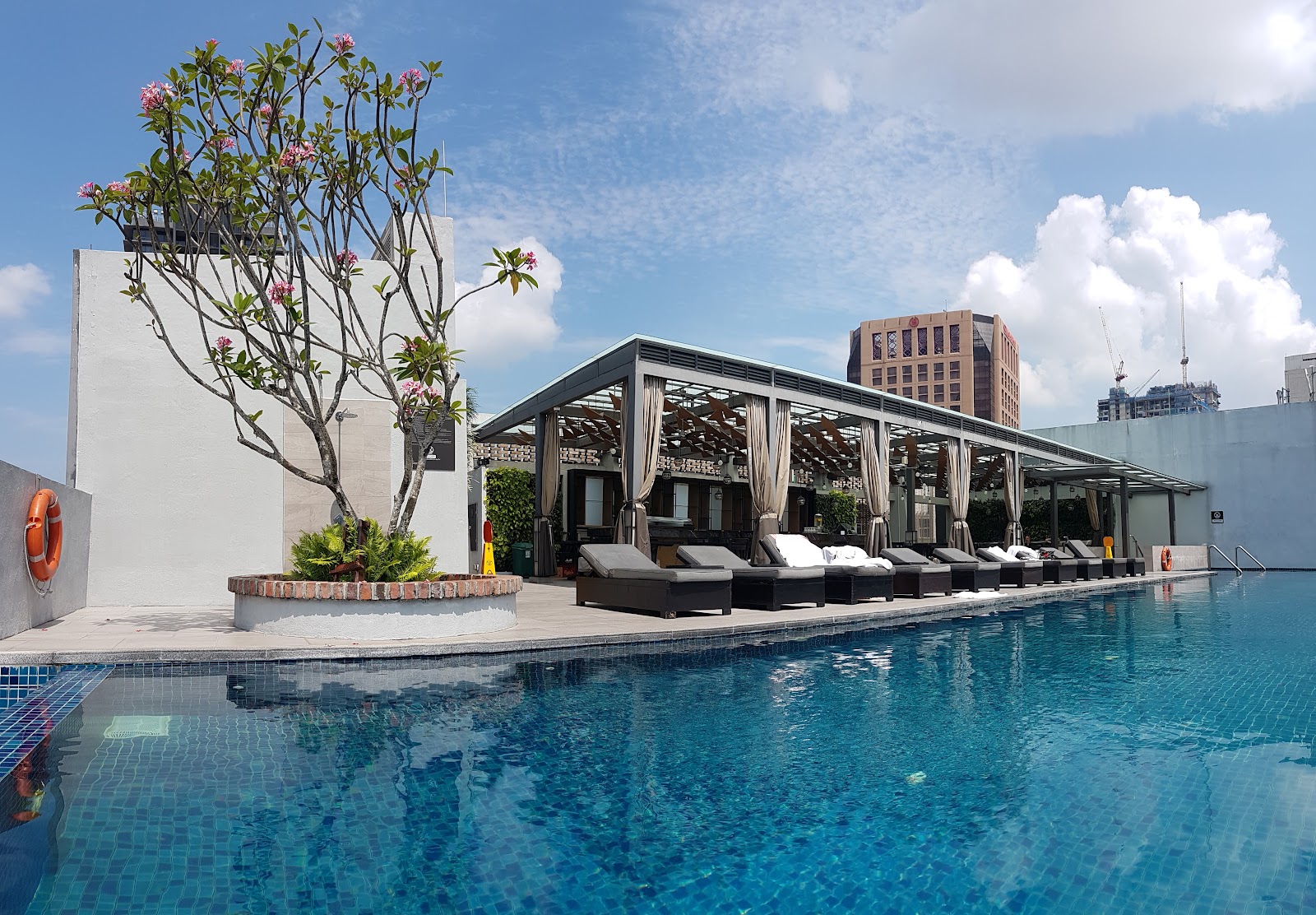 Hotel Stripes Kuala Lumpur