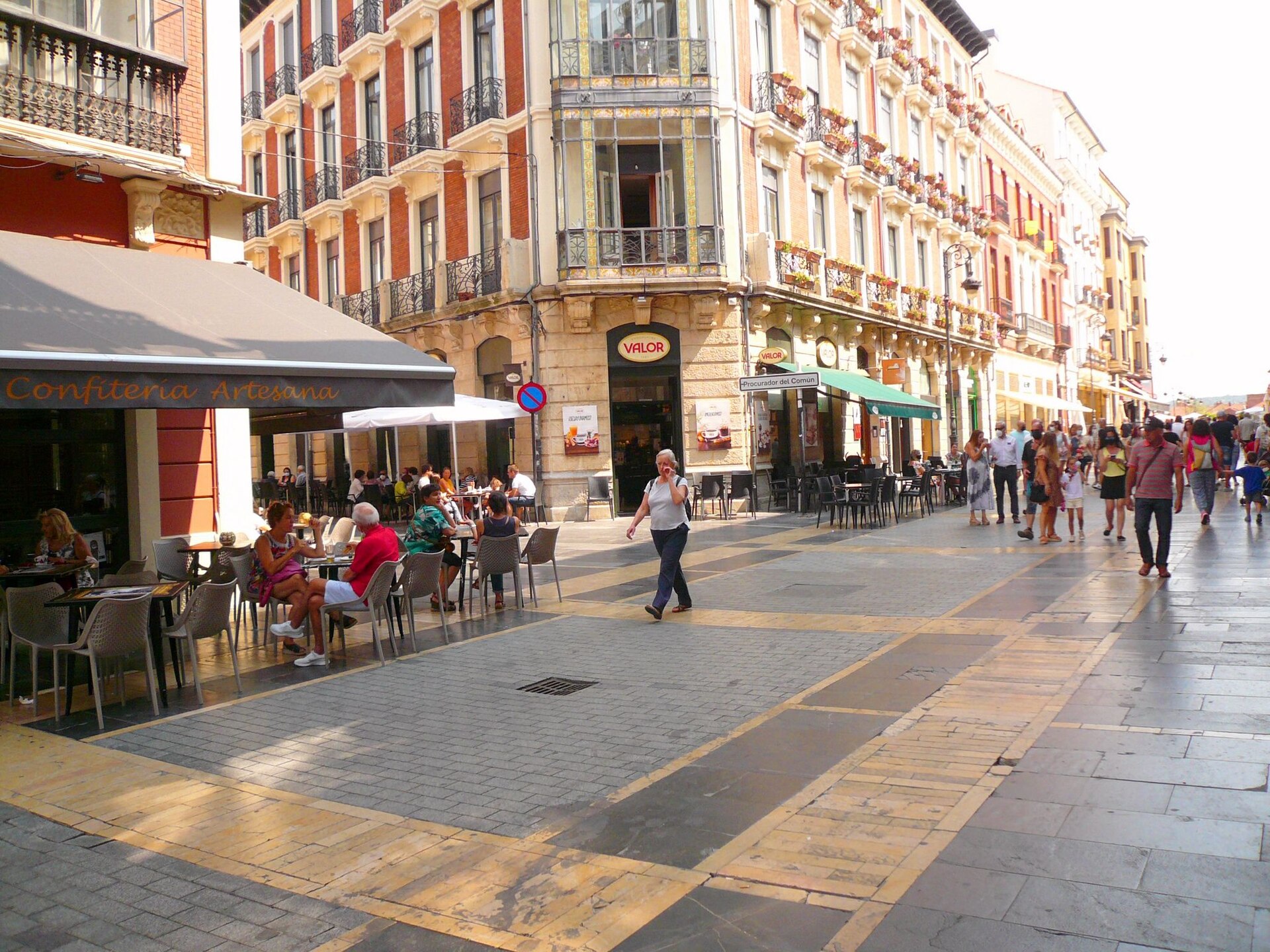 Calle Ancha