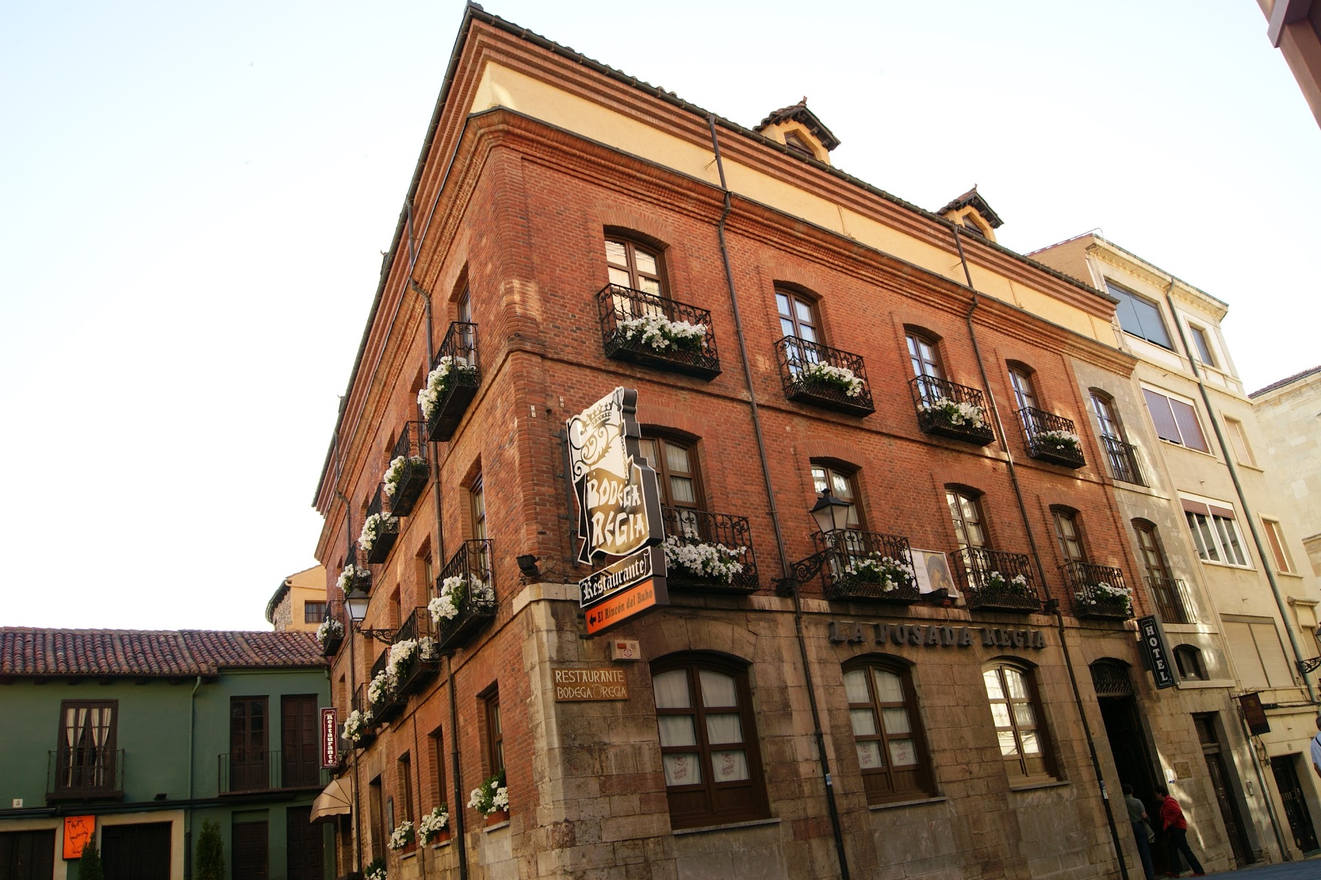 Hotel La Posada Regia