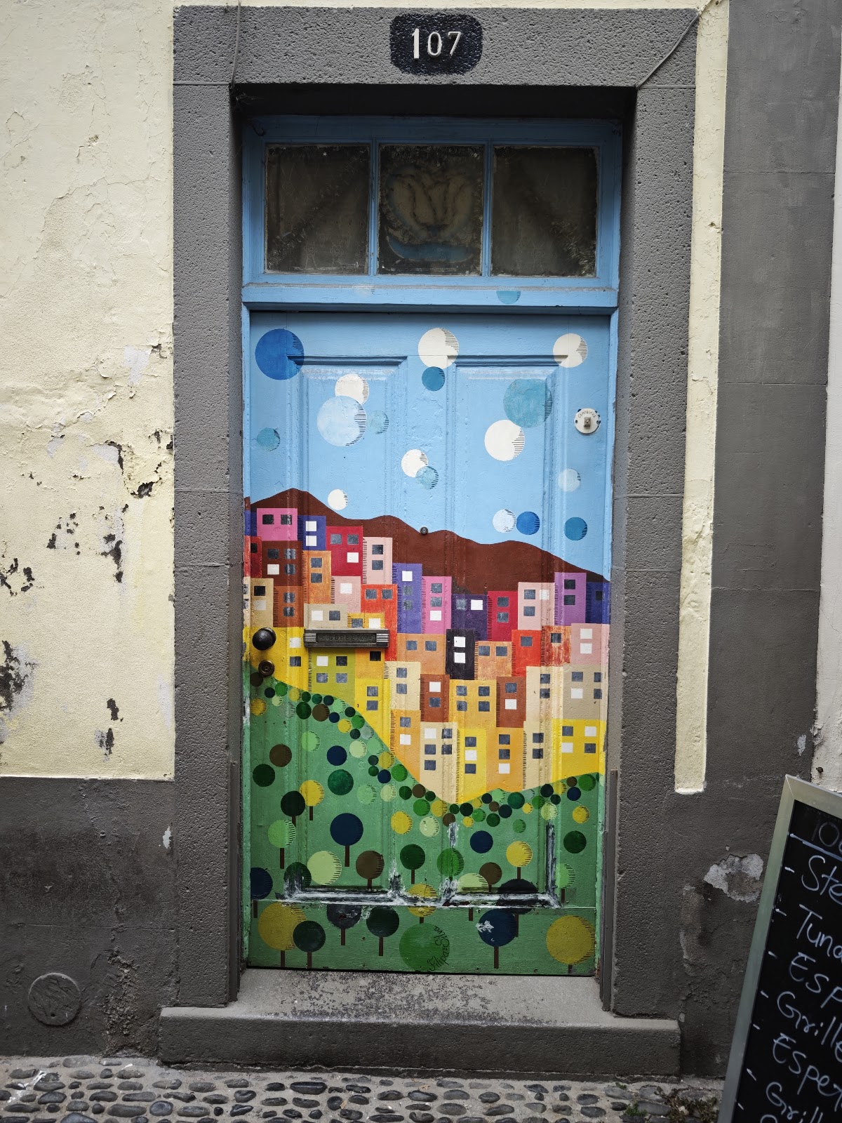 Rua de Santa Maria e a Arte de Portas Abertas