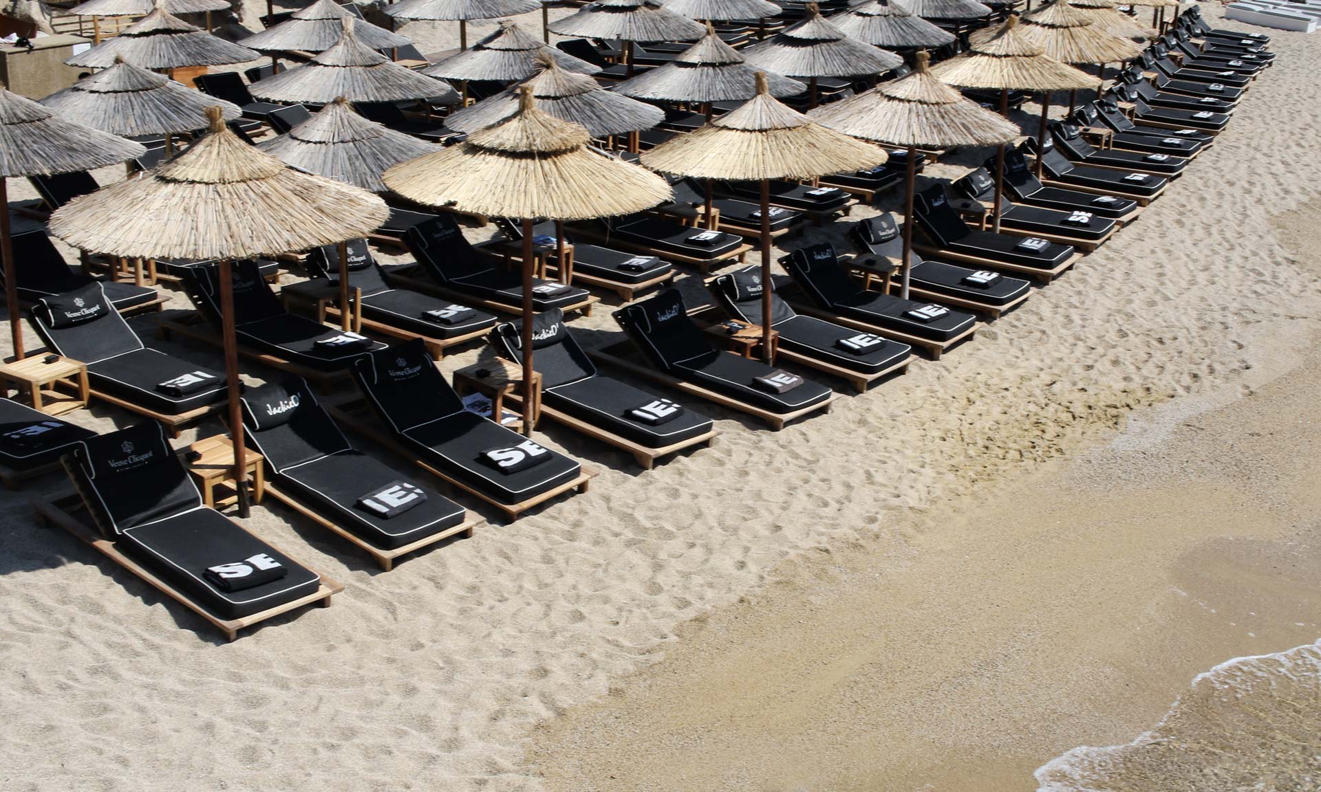 Jackie O' Beach Club