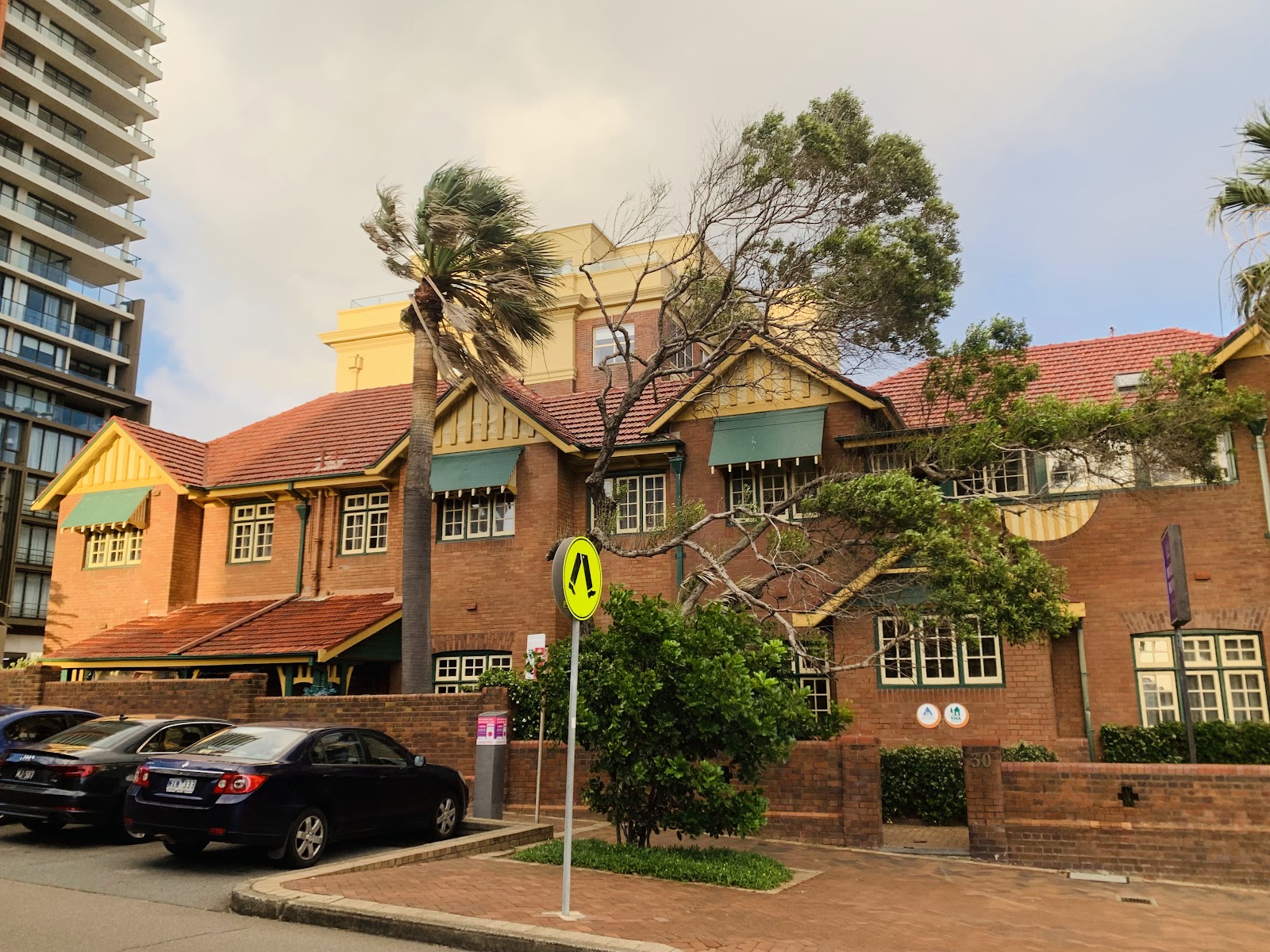 YHA Newcastle Beach