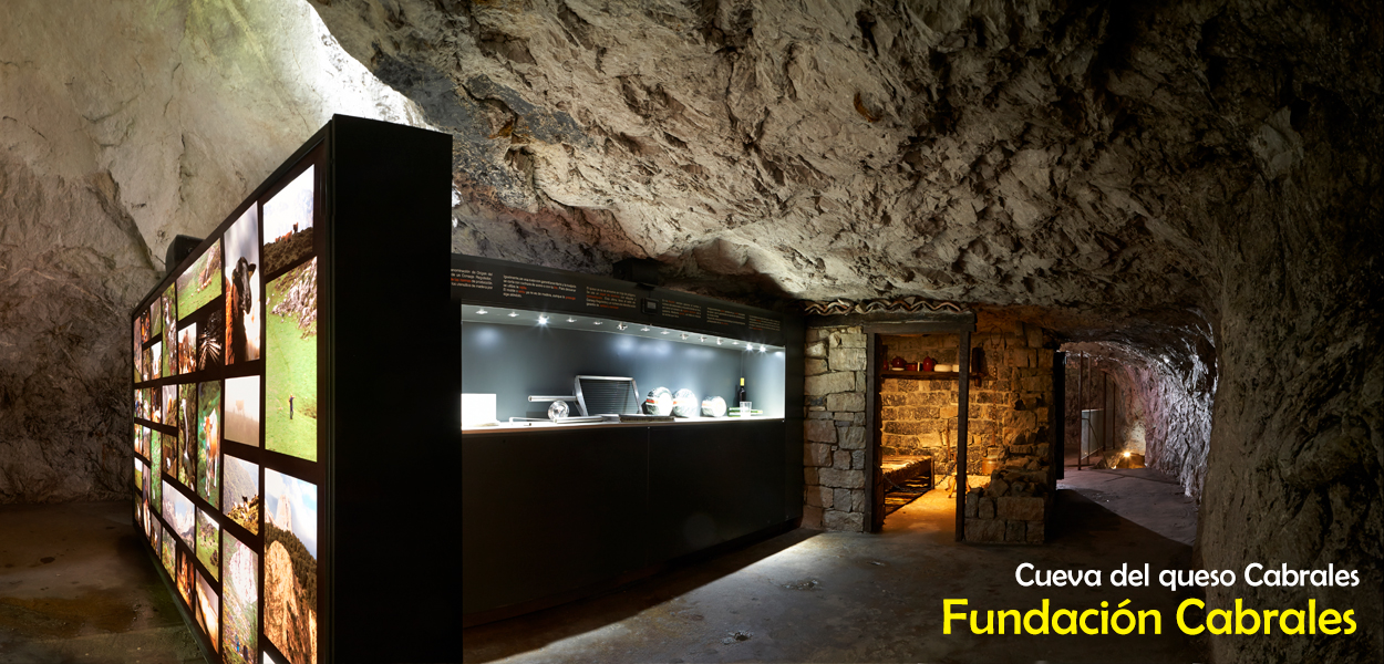 Cueva Exposición del Queso de Cabrales