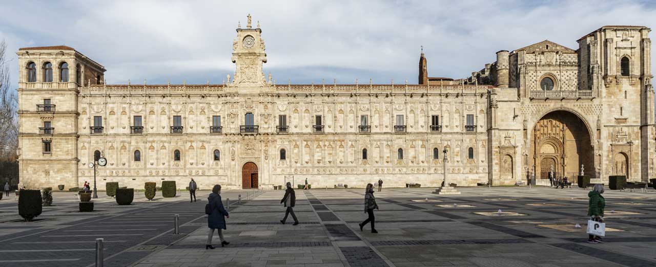 Parador de León