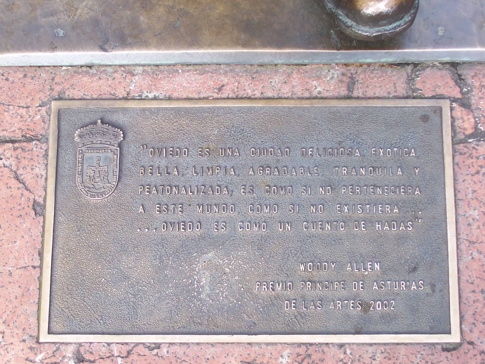 Estátua de Woody Allen