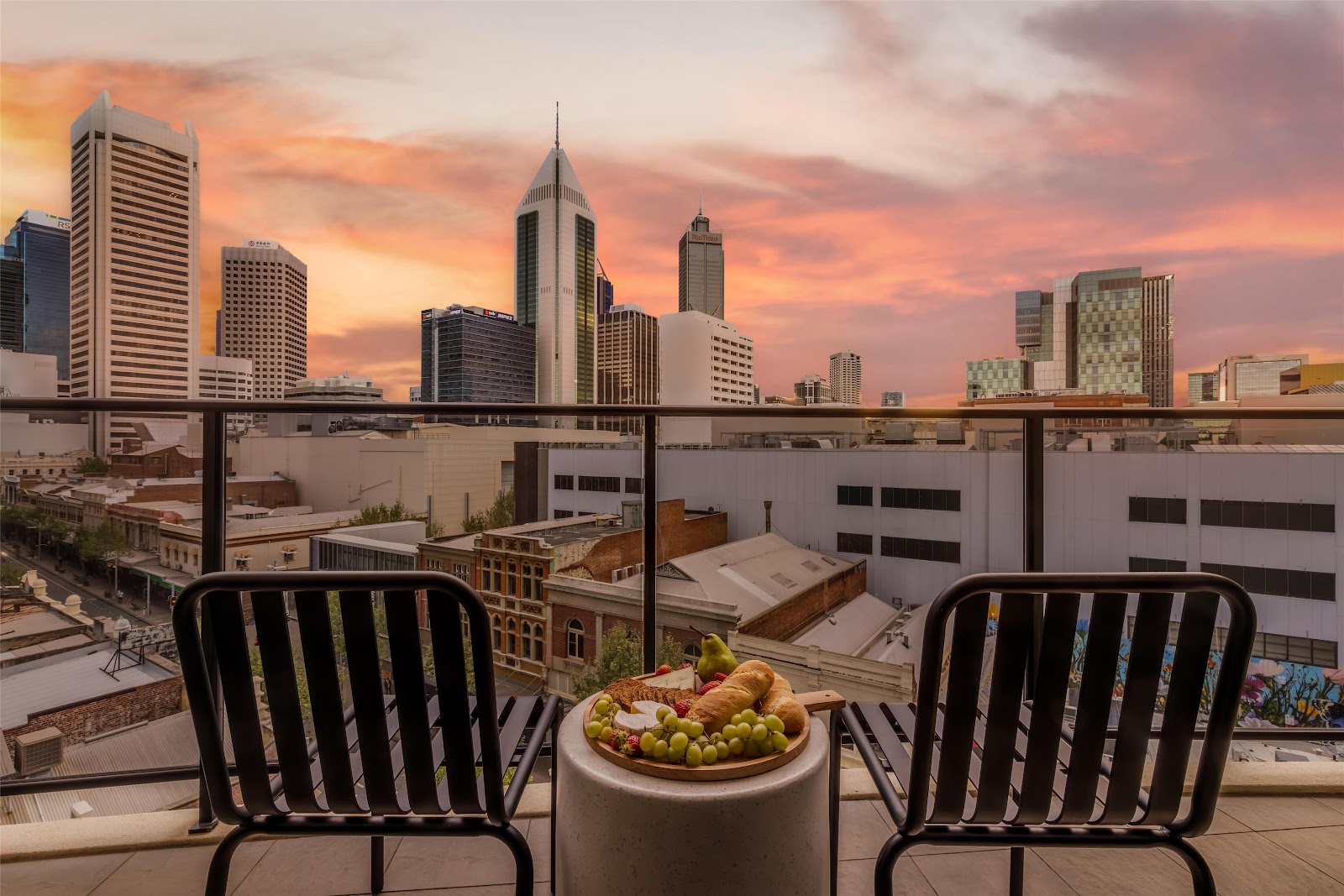 Adina Apartment Hotel Perth Barrack Plaza