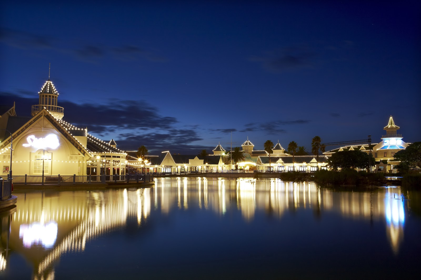 Boardwalk Casino and Entertainment World