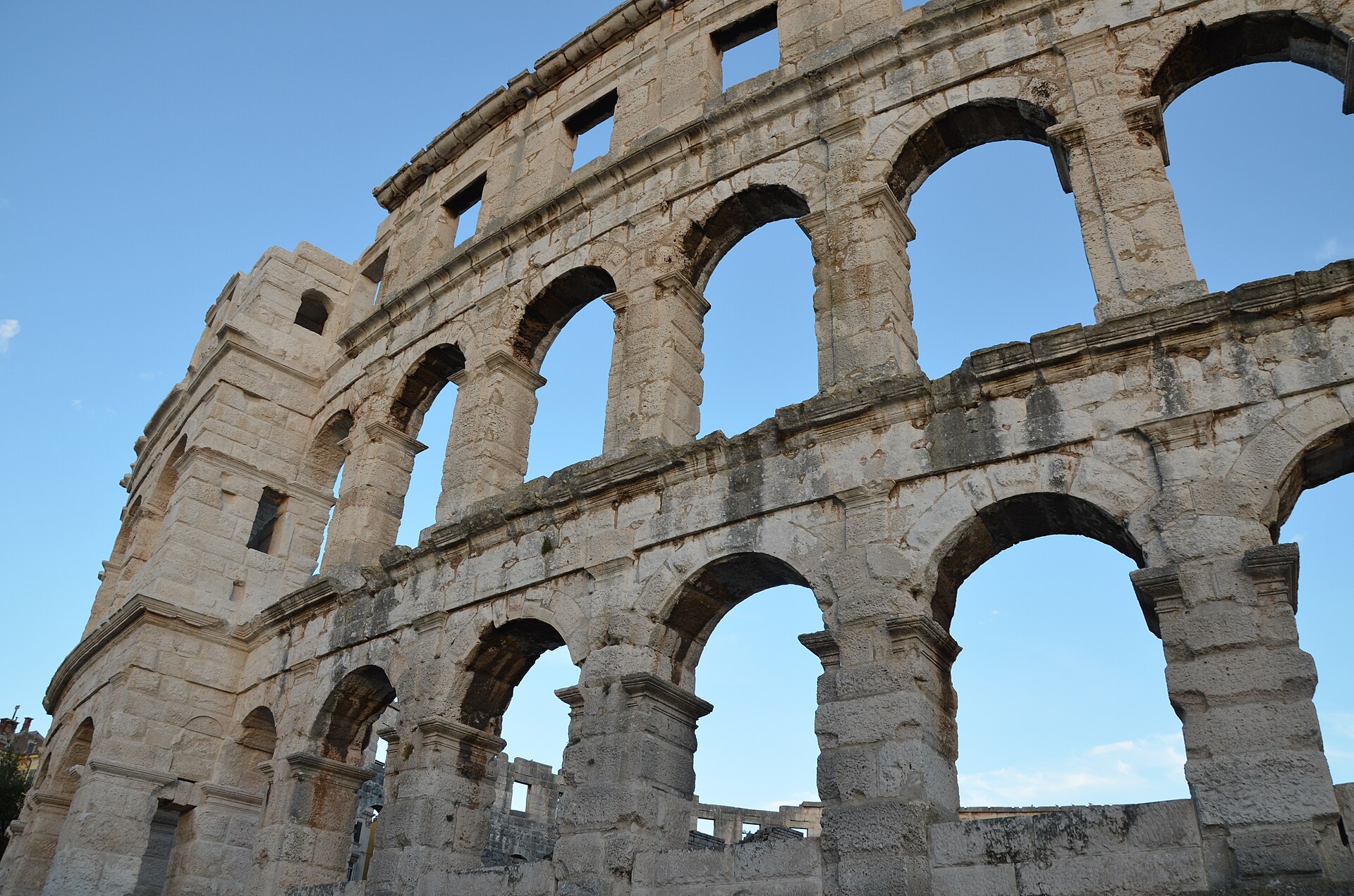 Arena de Pula