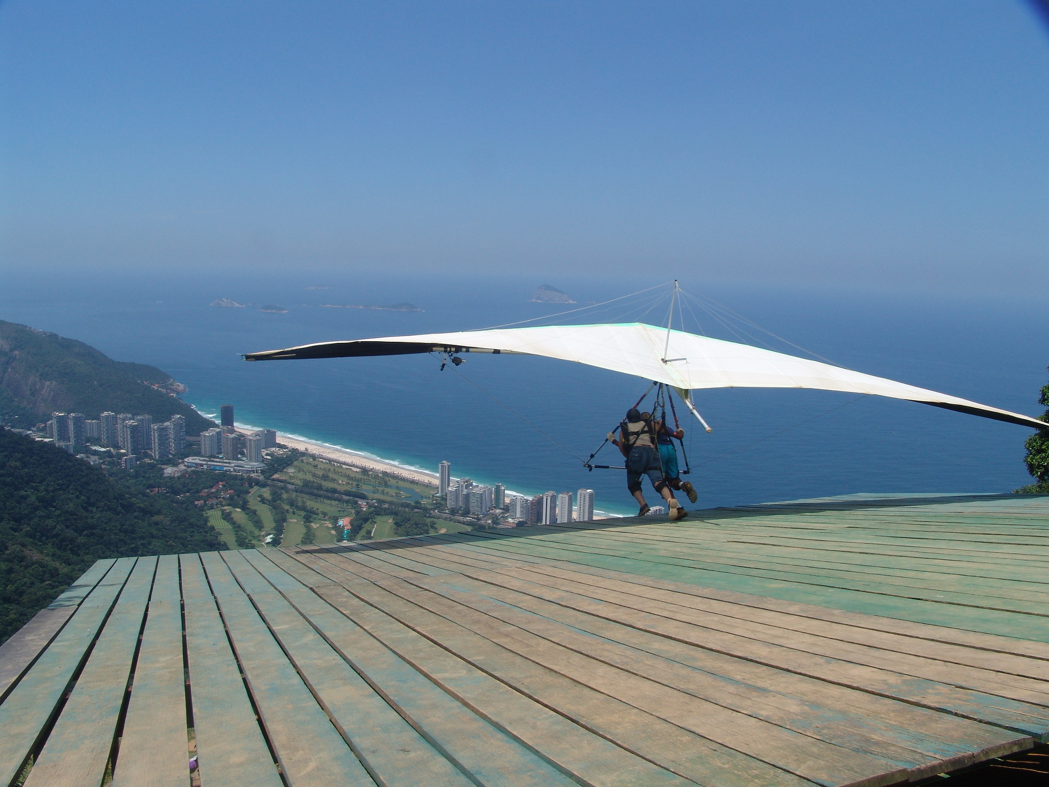 Voo de asa-delta ou parapente
