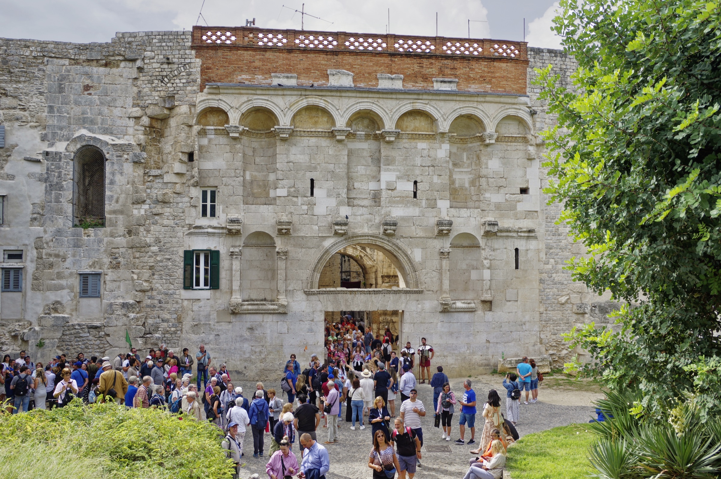 Porta de Ouro do Palácio de Diocleciano