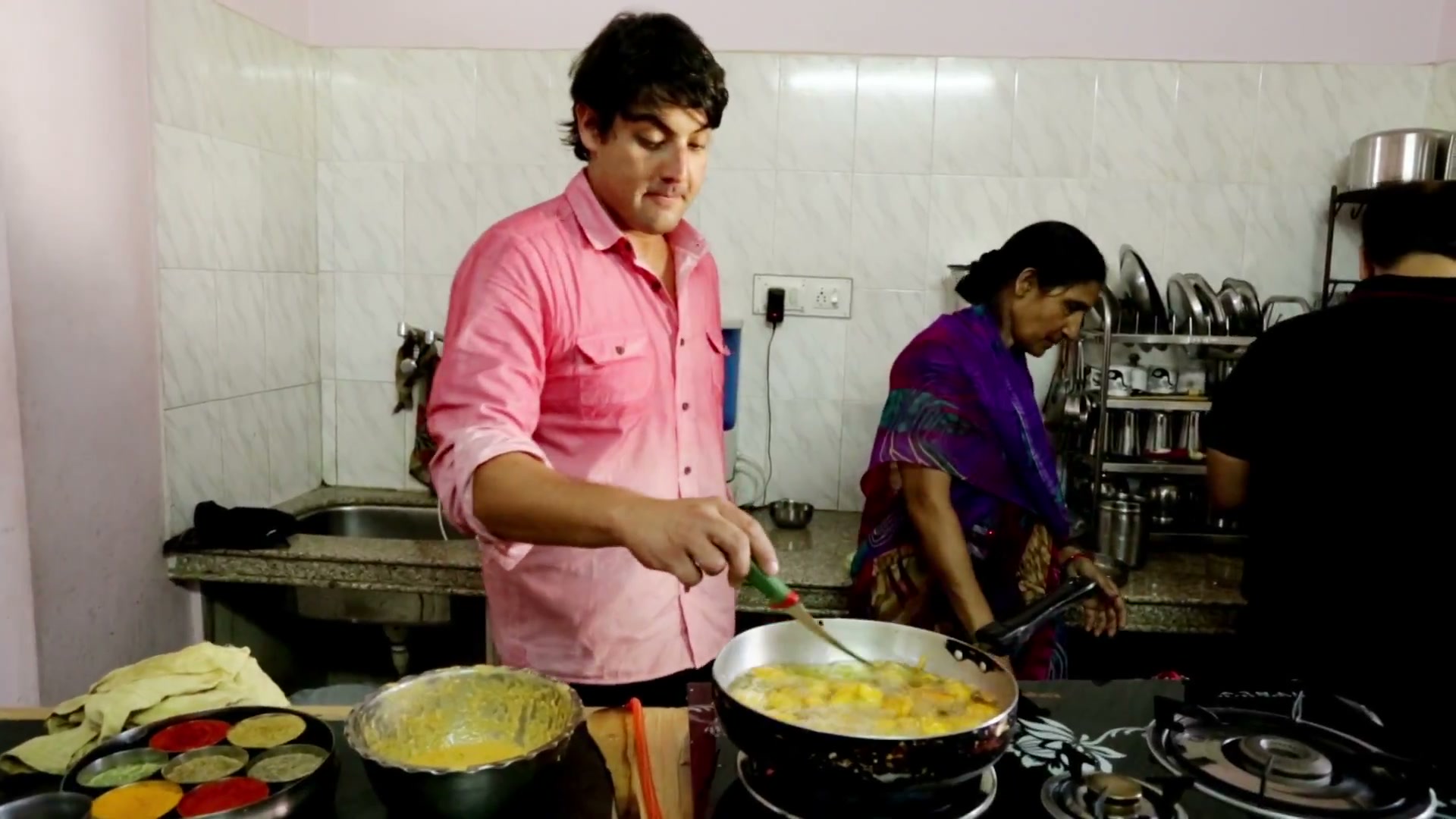 Aula de culinária na casa de Sachi, Shashi Cooking Classes