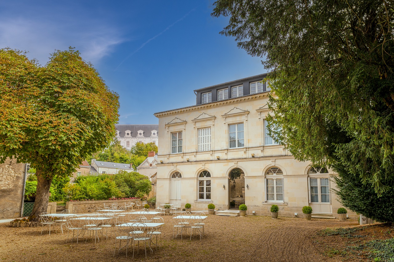 Le Grand Monarque (hotel)